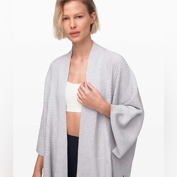 Lululemon Dream Weaver Wrap Sweater Heathered Core Ultra Light Grey One Size - Picture 4 of 11